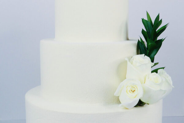 3 Tier Cake With White Roses